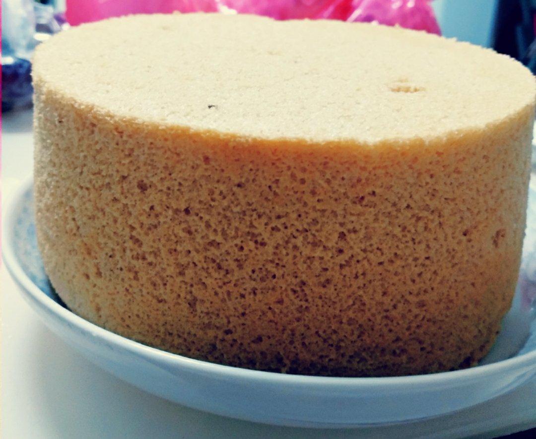 超简单完美戚风蛋糕（6寸2蛋）附打发、翻拌、脱模视频