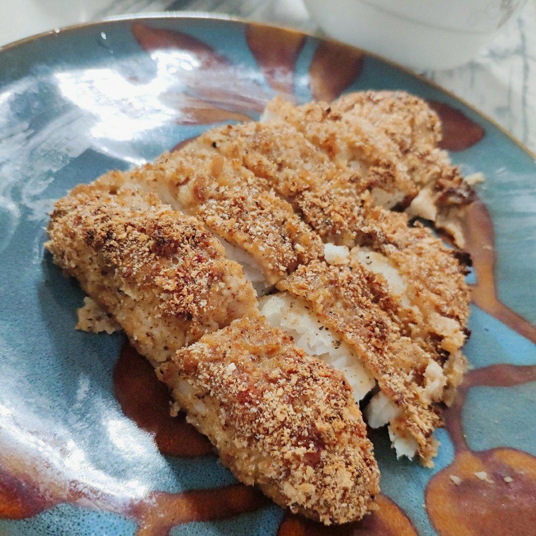 香酥可口不用油炸的鱼排，更健康哦——巴沙鱼排