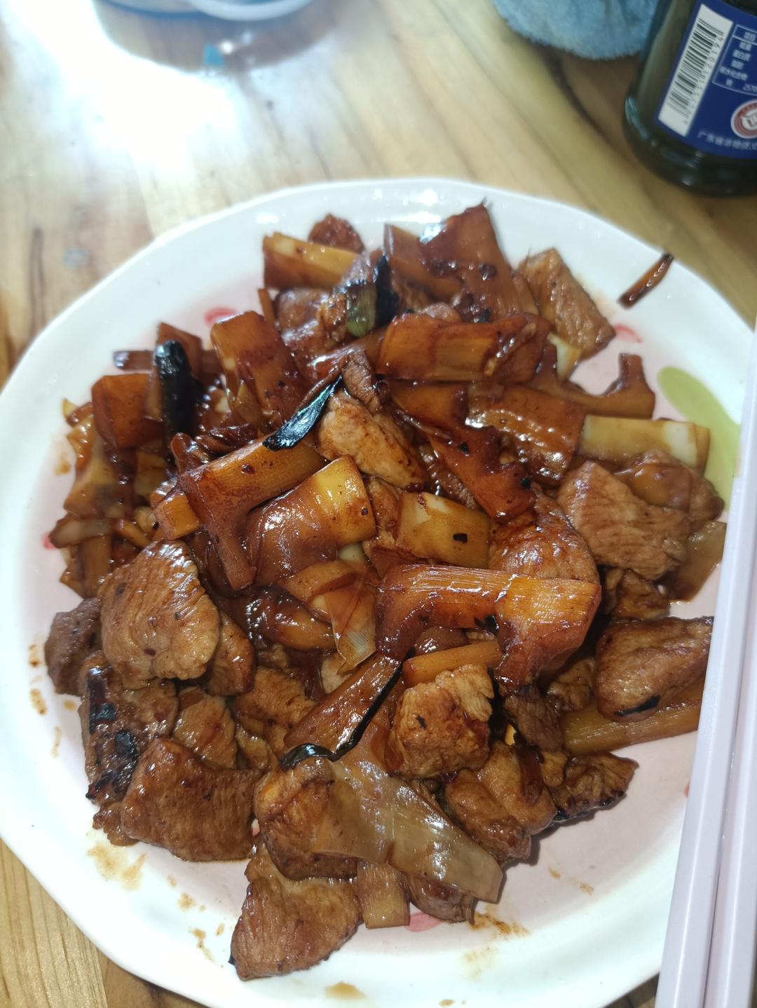 酸笋炒肉丝