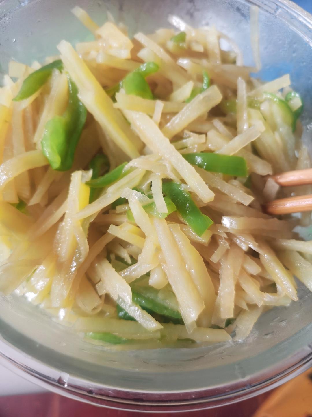 上桌抢光家常土豆丝