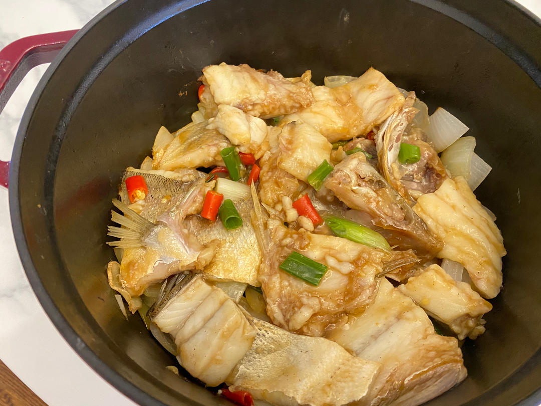 葱香焗鲈鱼