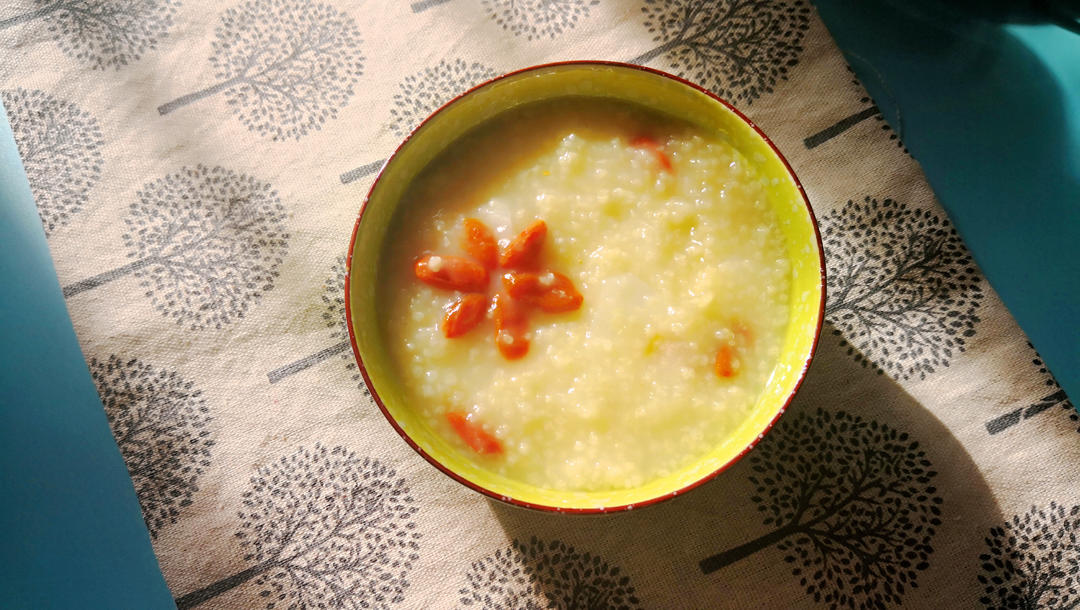 「行者奶爸」宝宝辅食小米山药粥，祛湿强脾胃