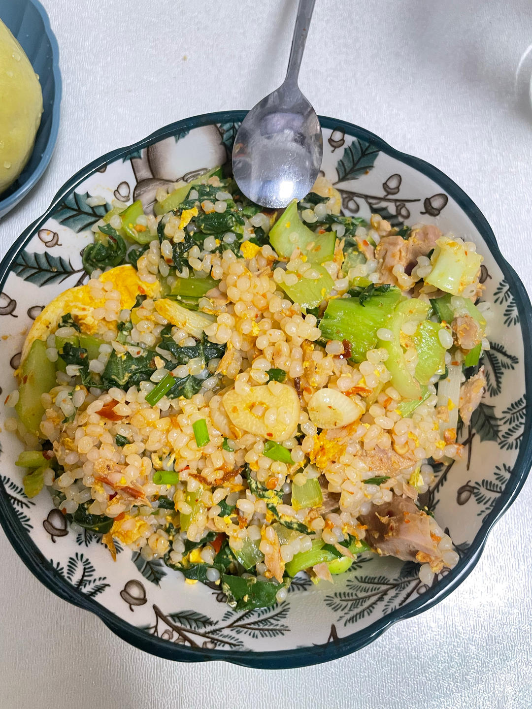 减肥必备味道超正的魔芋米炒饭