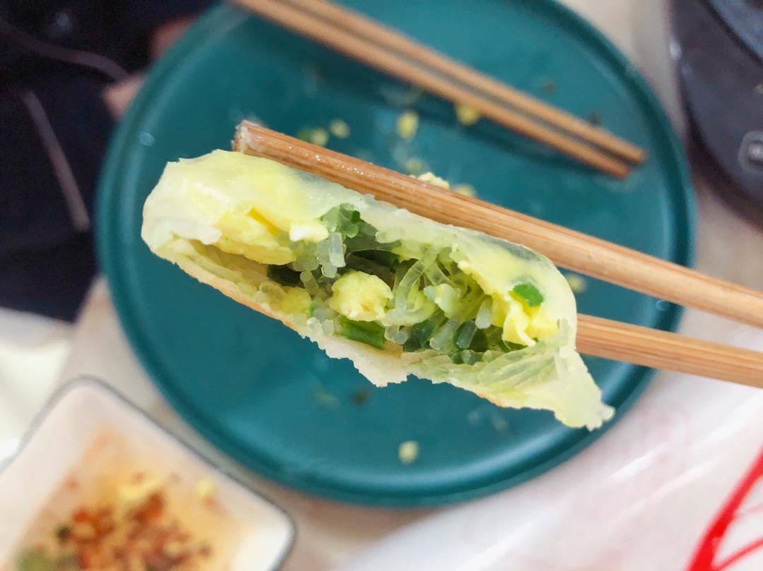 皮薄馅多的韭菜盒子