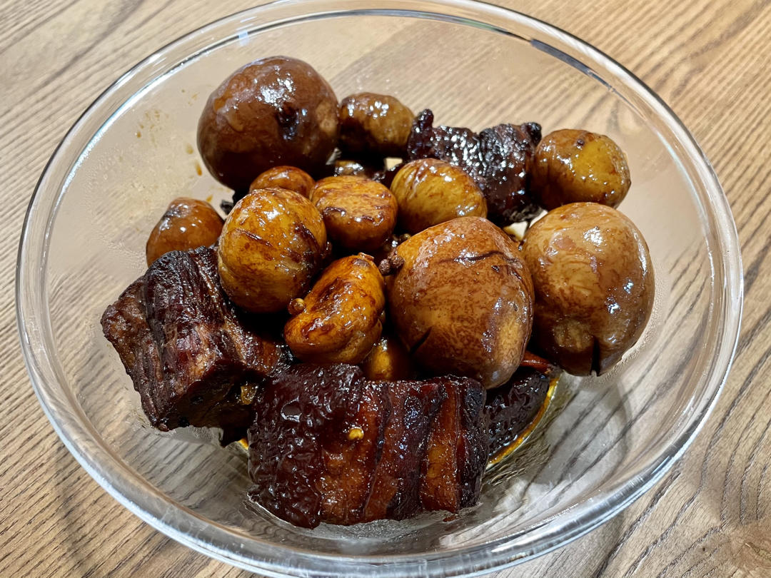 板栗红烧肉