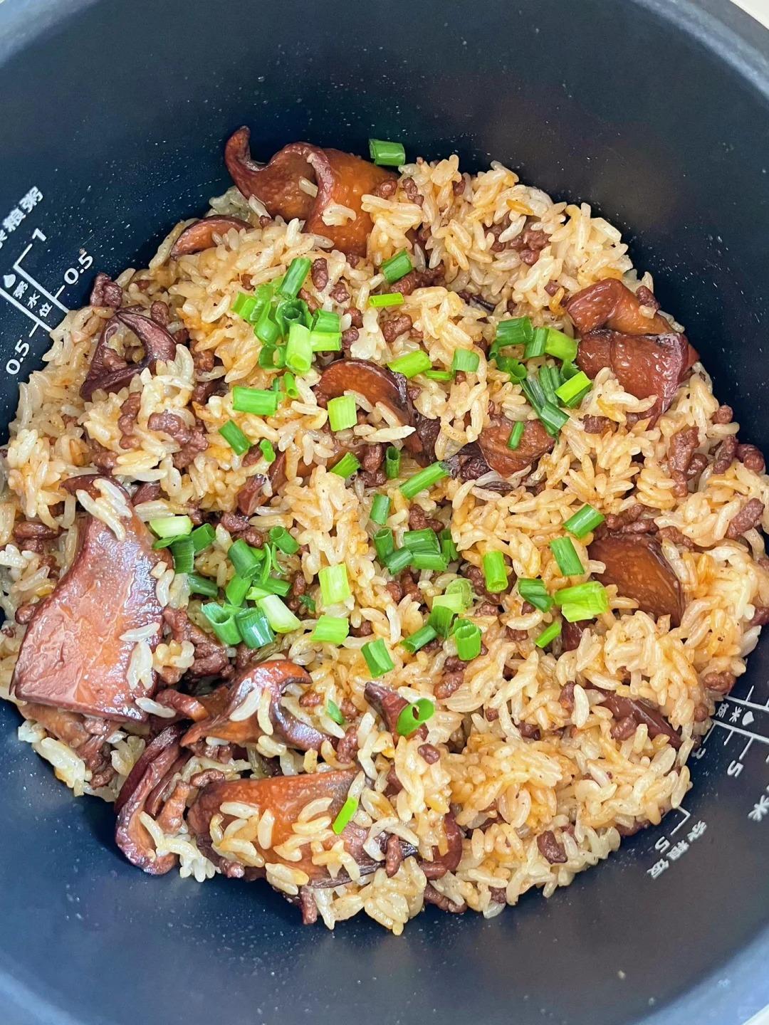 牛肝菌焖饭