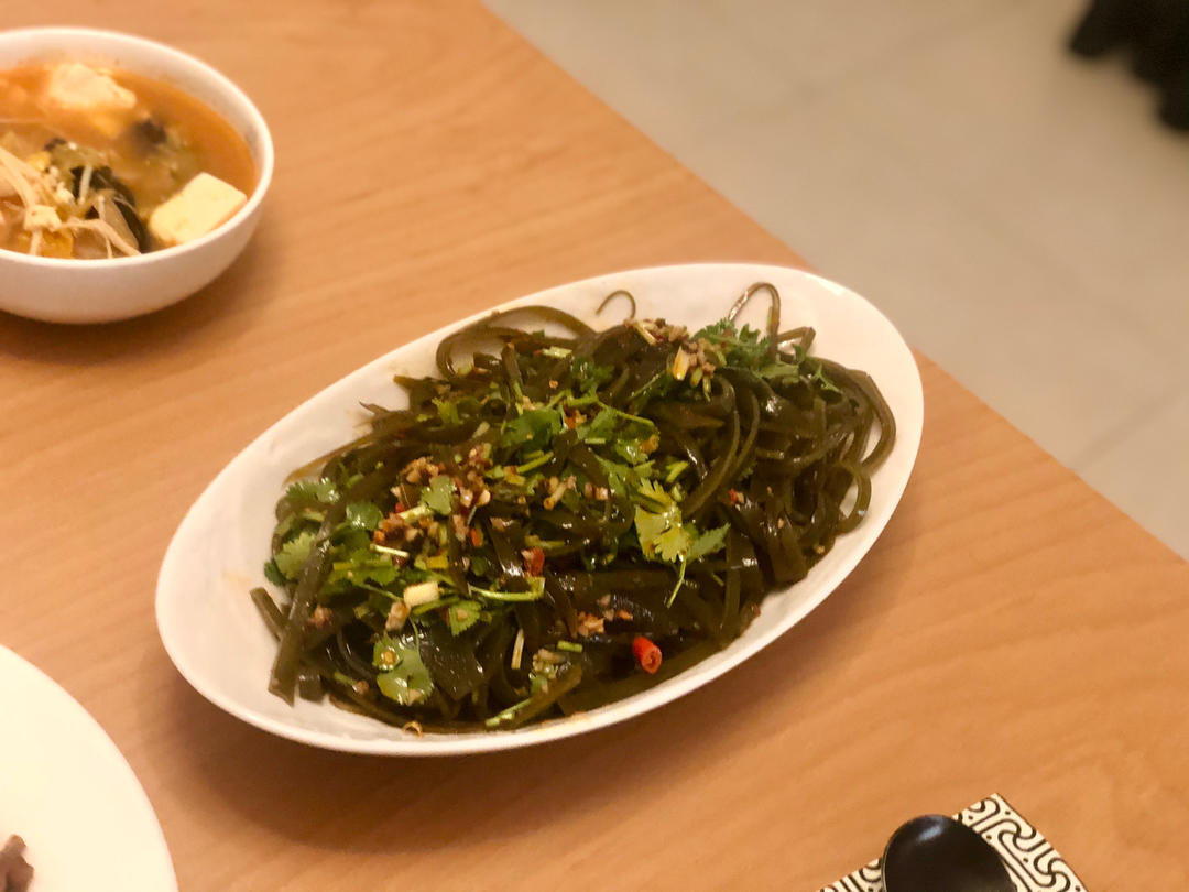 凉拌酸辣海带丝