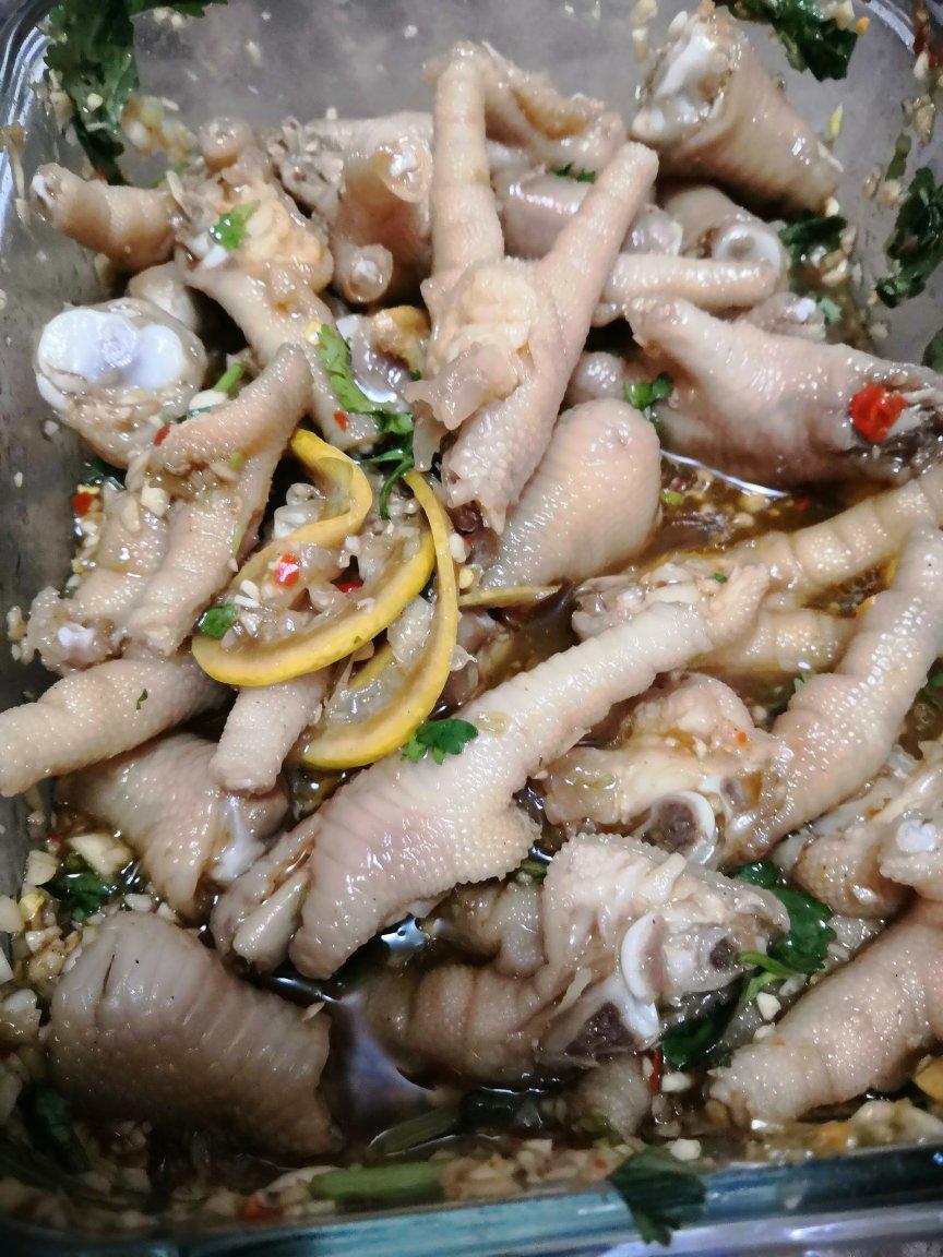 香辣蒜香凉拌爽脆鸡脚