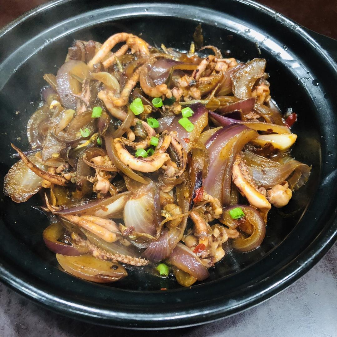 辣酱炒鱿鱼丝