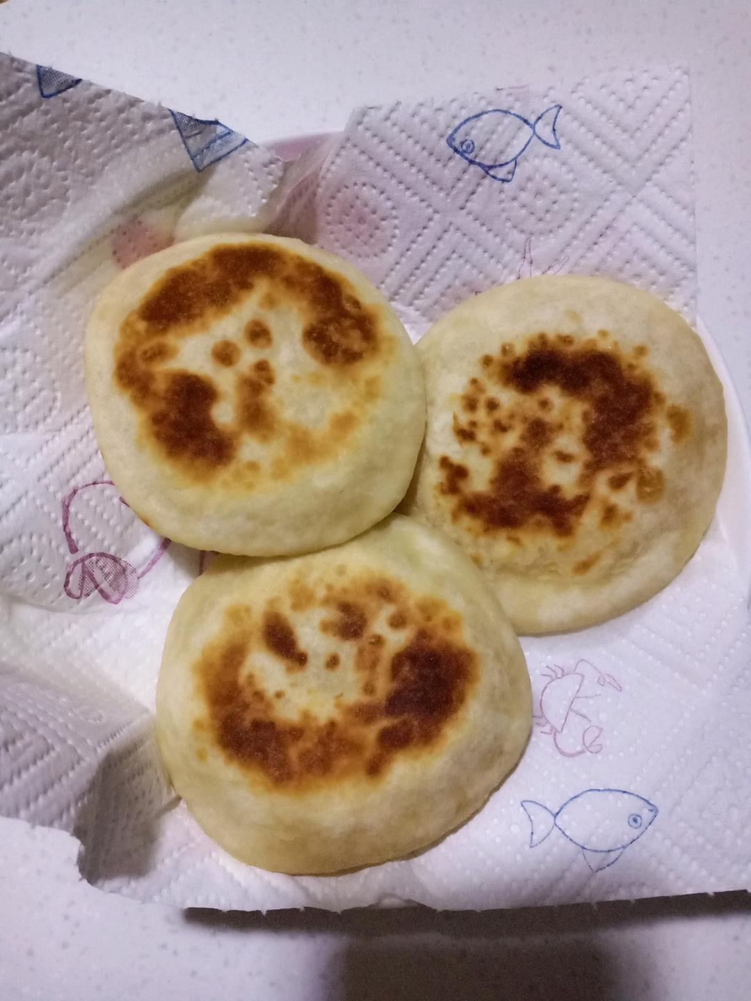 烫面小糖饼 柔软劲道 凉了也不硬 做法简单一看就会 附细节视频详解