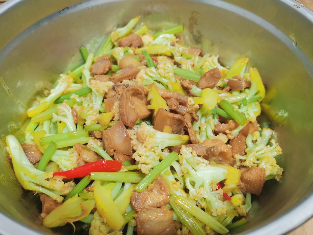 和饭店一个味道的干锅花菜