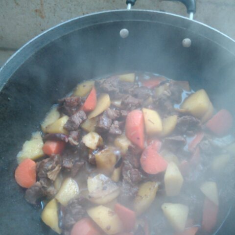 胡萝卜土豆烧牛腩