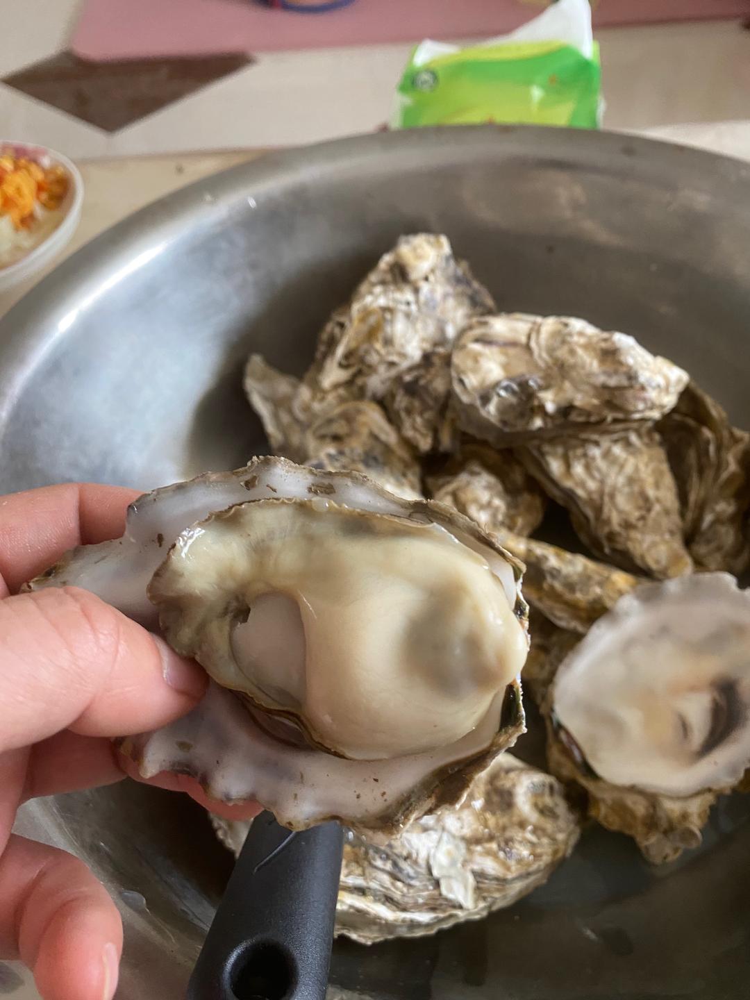 非常简单，有手就行的生蚝做法