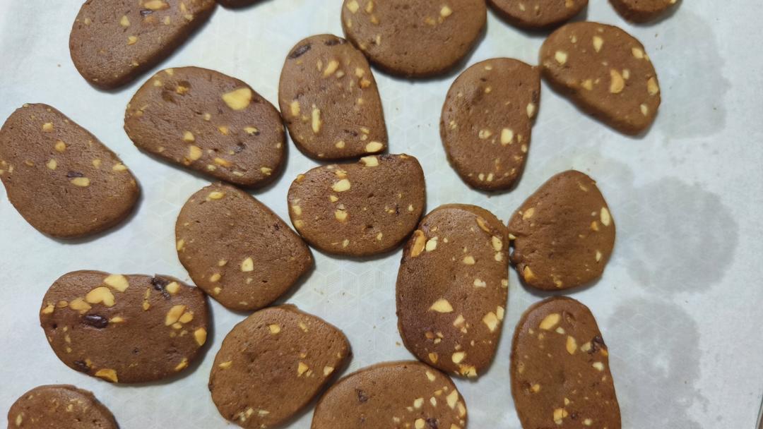 杏仁片巧克力饼干