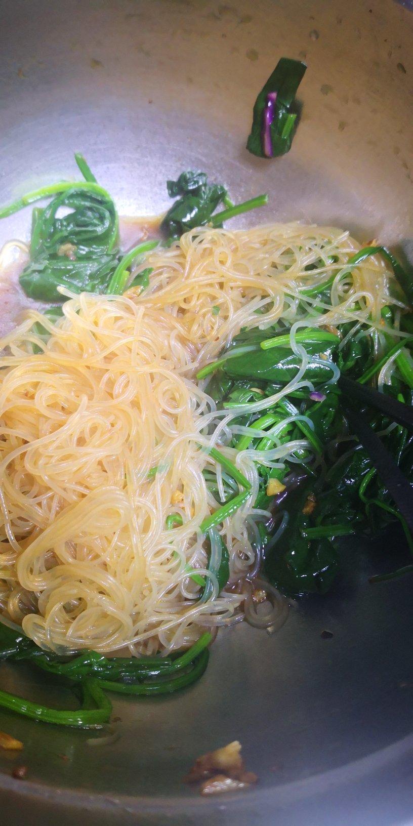 低脂清爽凉拌粉丝菠菜