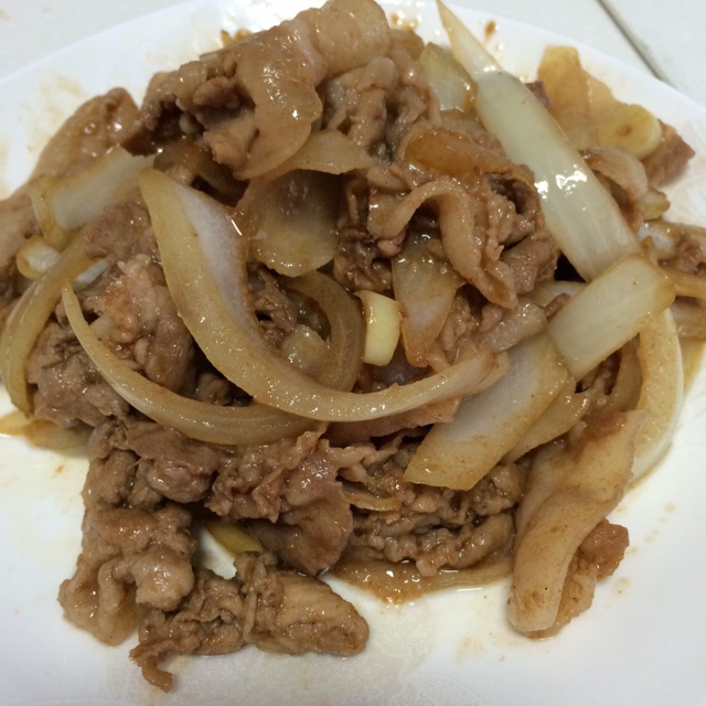 洋葱炒肉片（BBQ酱）