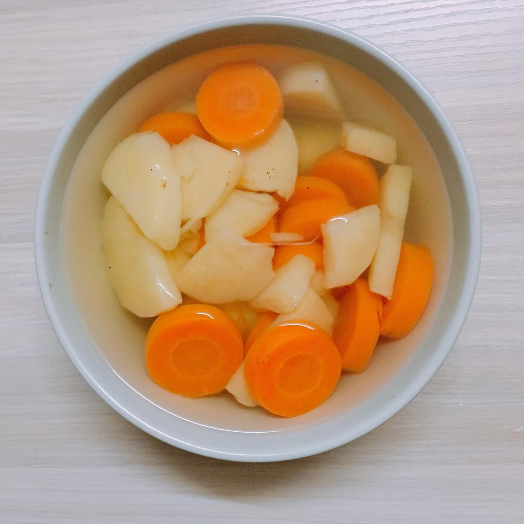 土豆胡萝卜汤