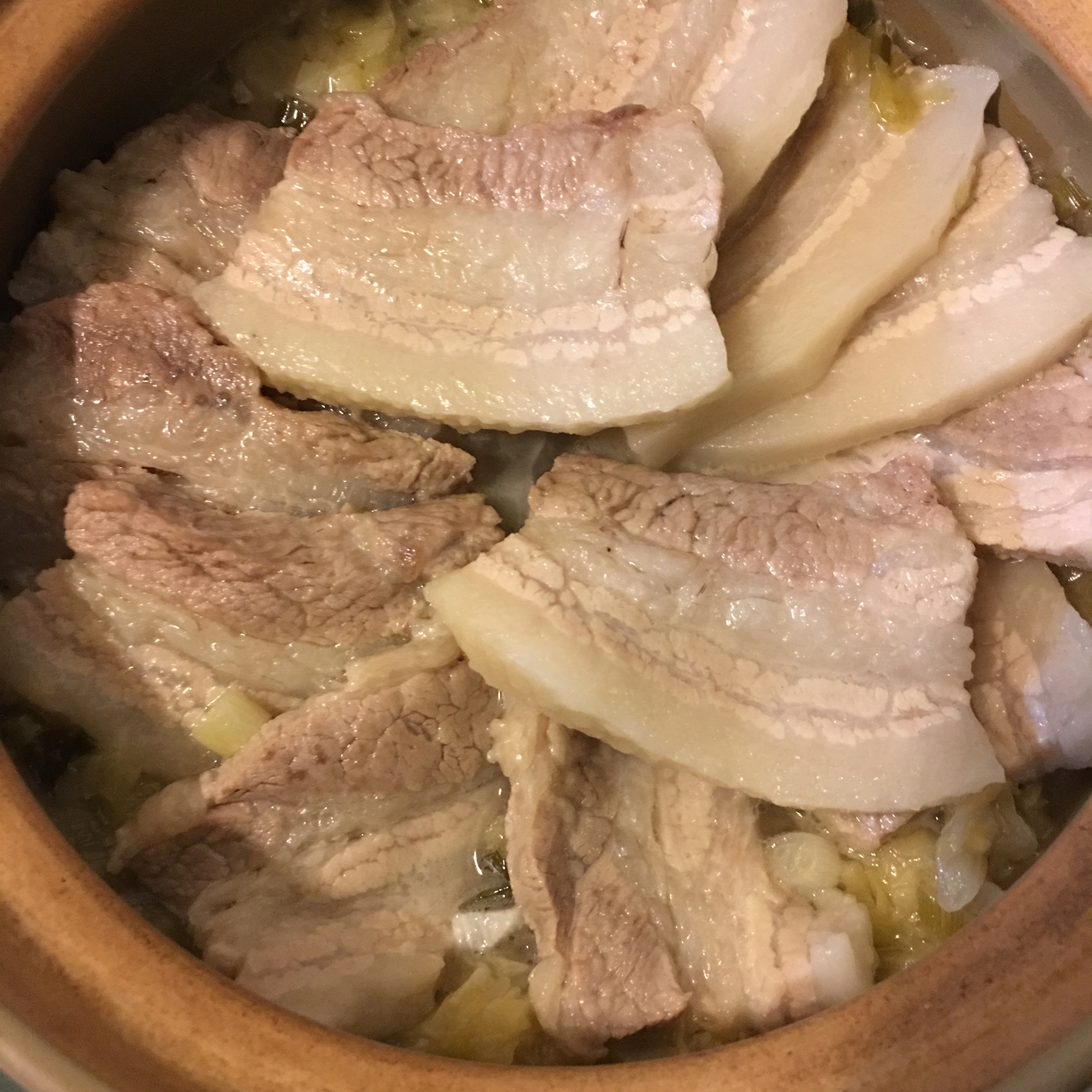 酸菜汆白肉