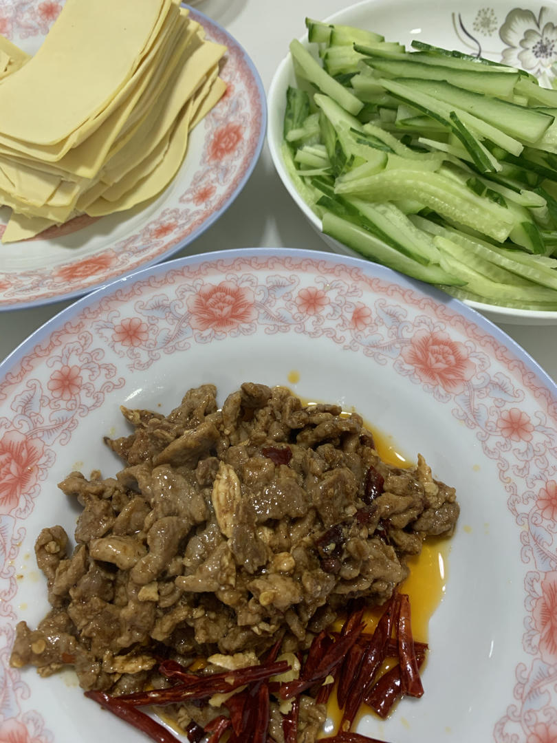 京酱肉丝