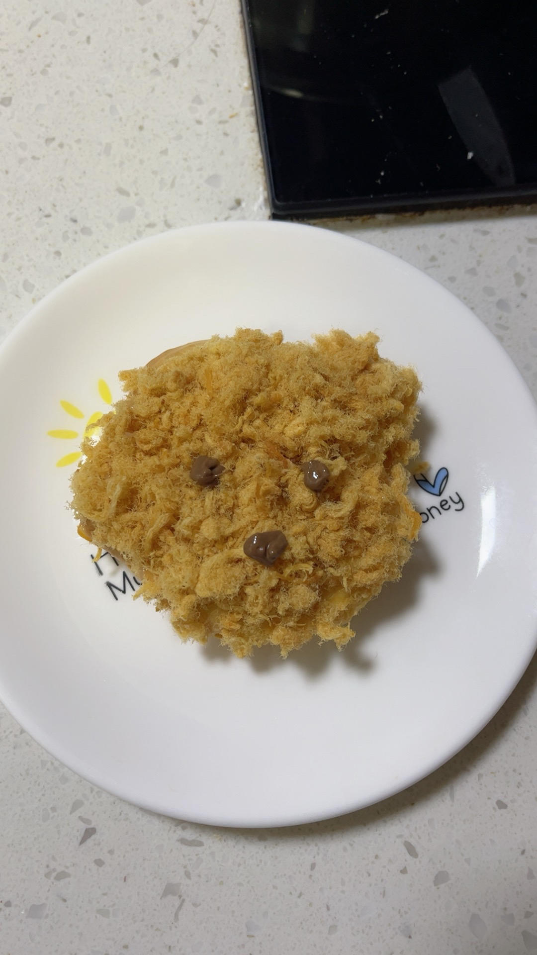 我那么可爱，你肯定不忍心吃掉我！肉松小贝