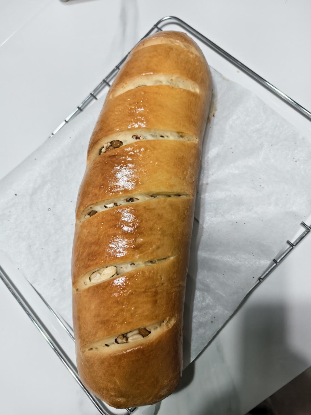 大列巴面包（欧包）（口感耐嚼，满满的坚果香）