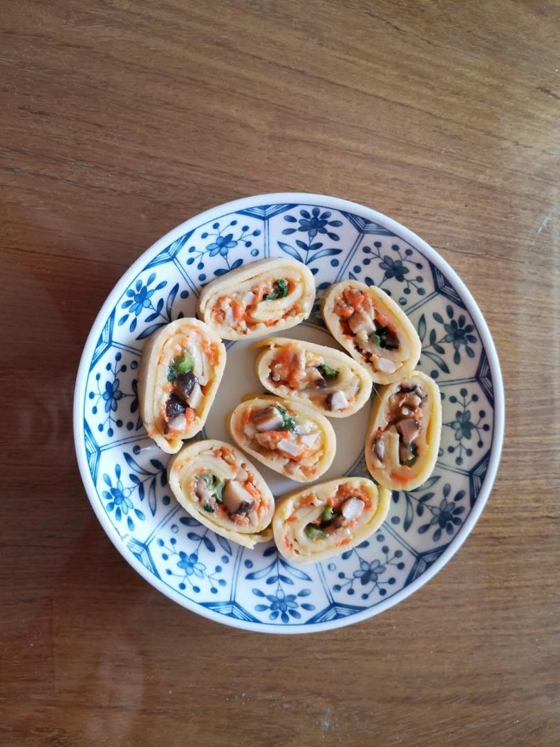 一口拉丝爆浆的芦笋芝士鸡蛋卷饼【快手早餐】