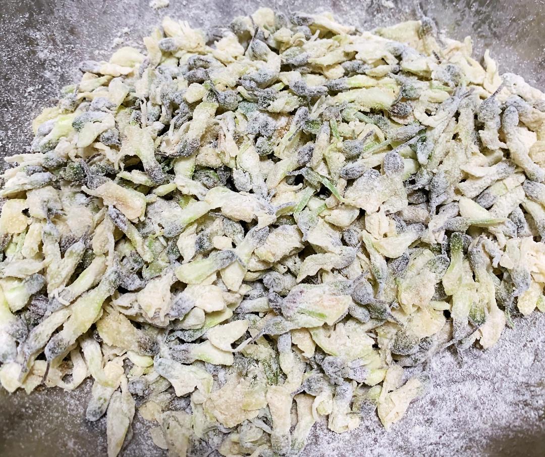 槐花麦饭🍬🍬🍬