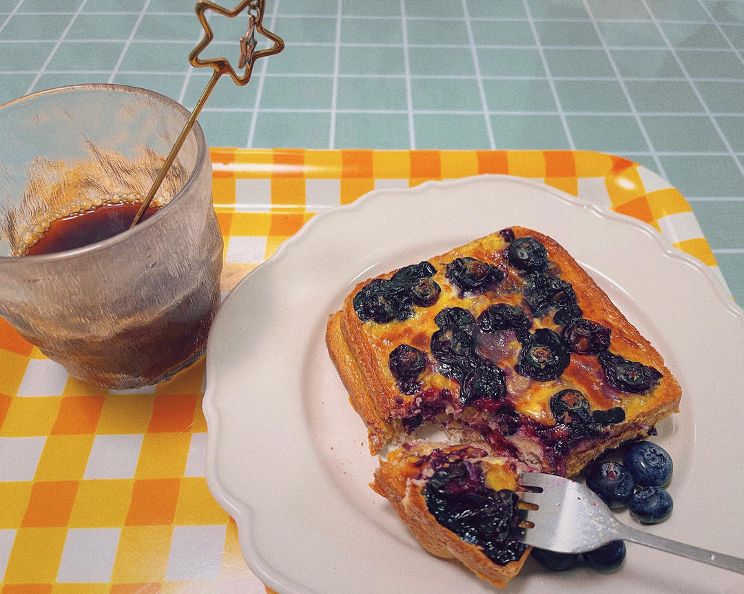 蓝莓芝士吐司