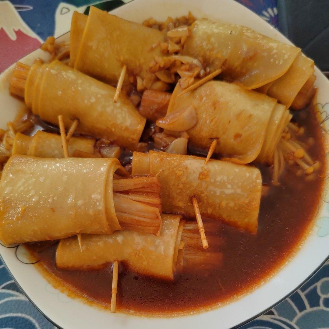 金针菇豆皮卷