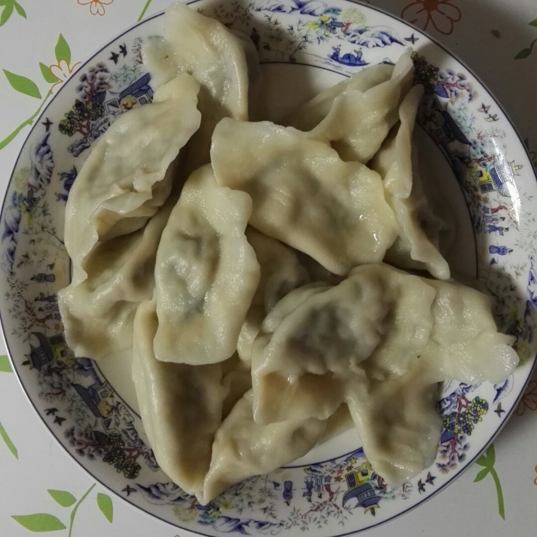 香菜水饺