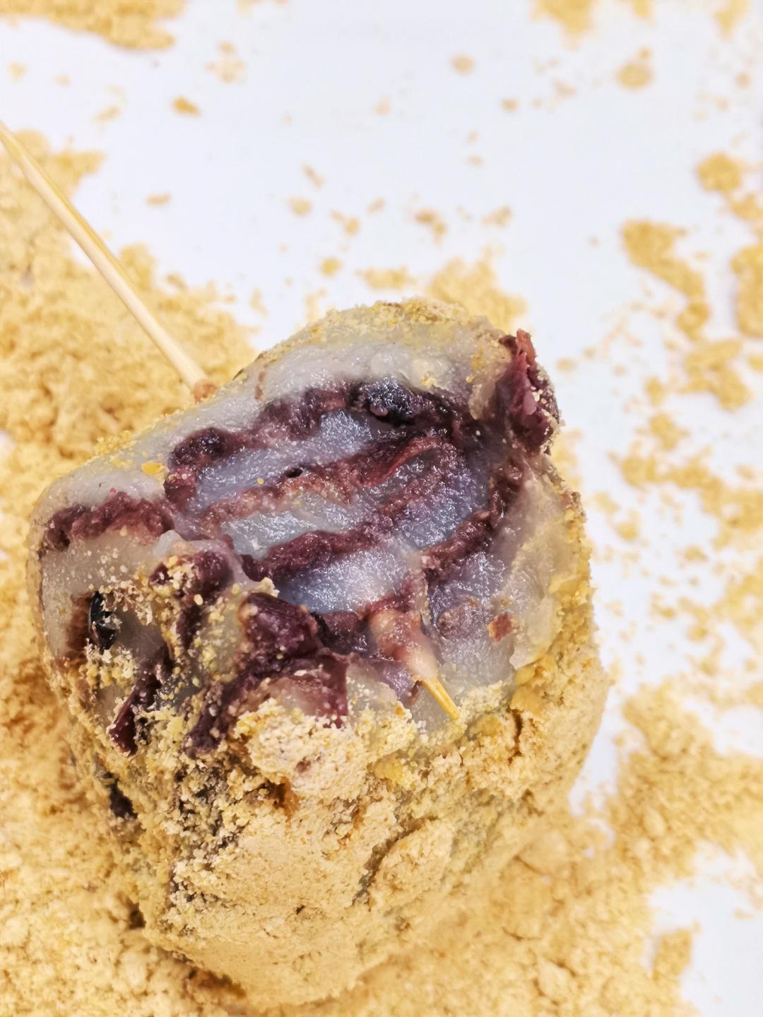 此配方做出的驴打滚无比软糯，放一天还是软的