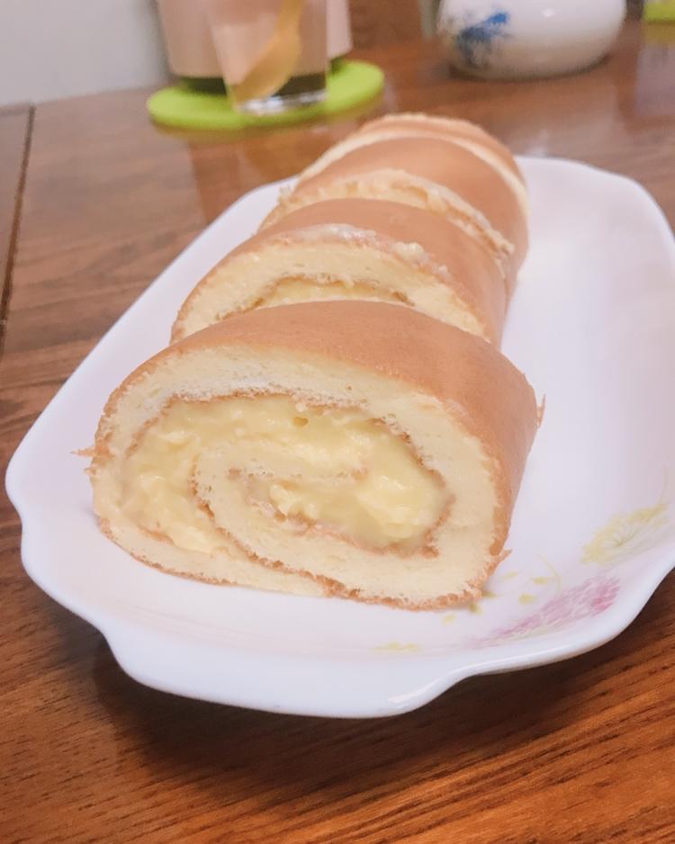 材料最简单的【低卡蛋糕卷】卡仕达戚风卷