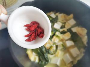 裙带菜豆腐汤的做法 步骤8