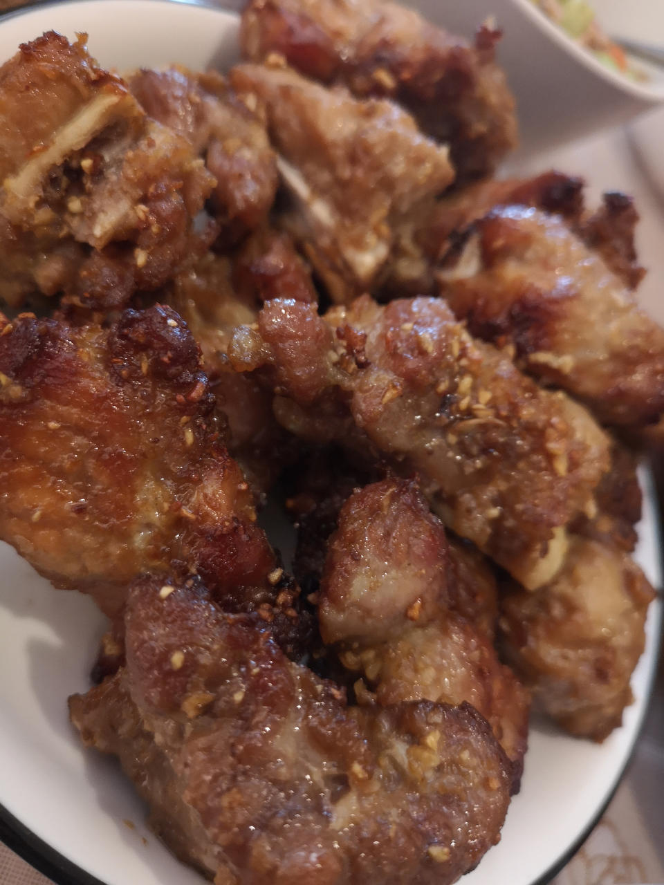 炸蒜香排骨