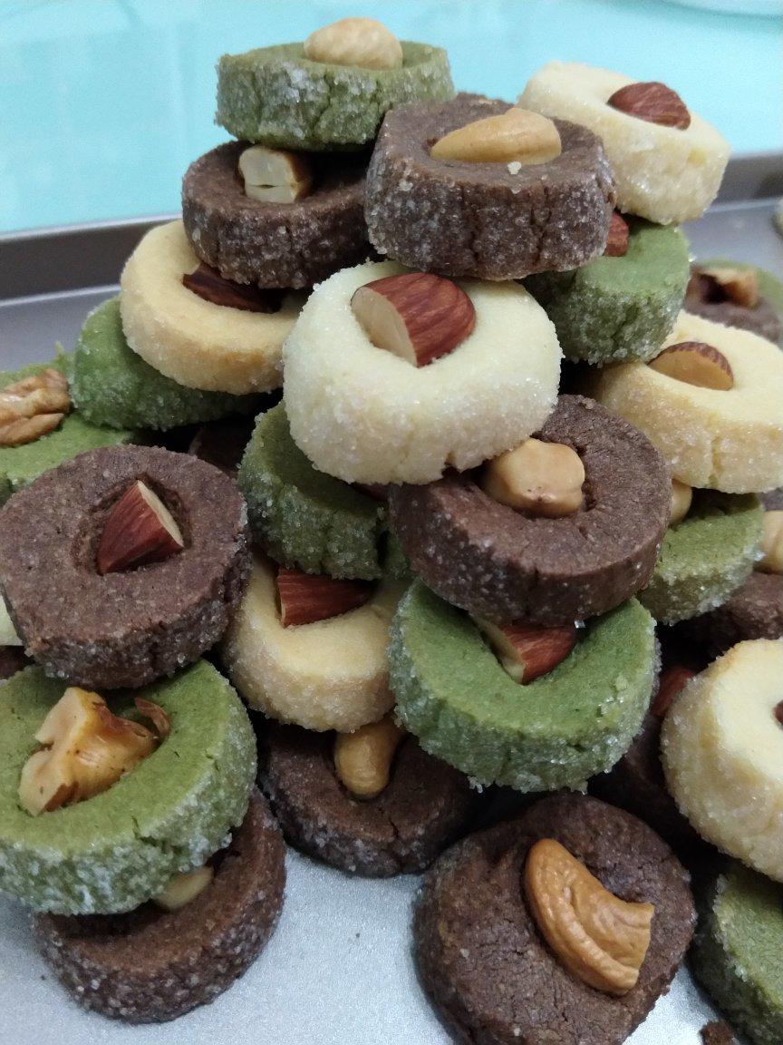 网红三色沙布蕾曲奇小饼干