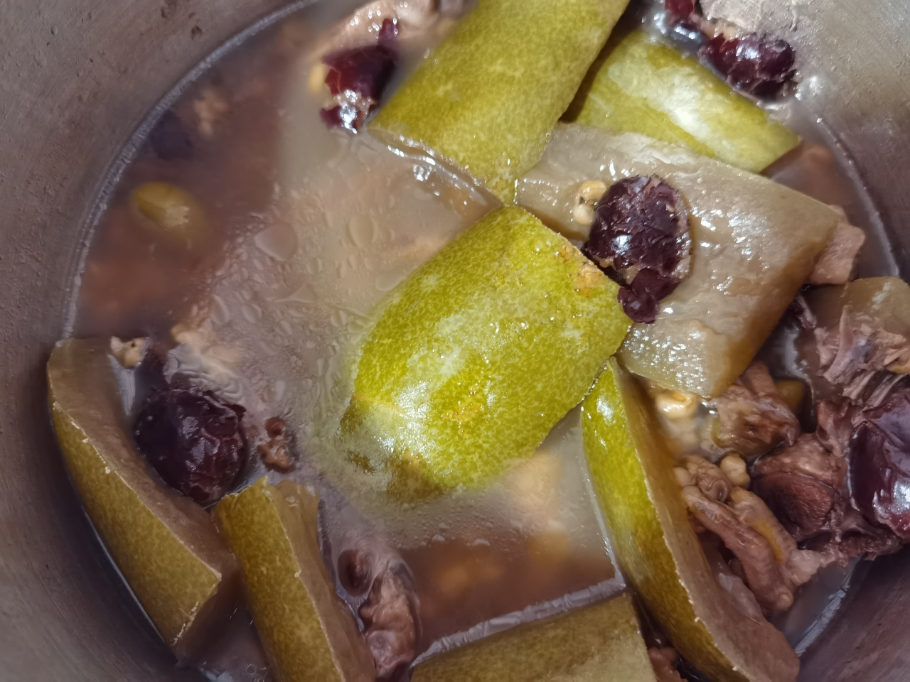 冬瓜薏米青橄榄水鸭汤的做法
