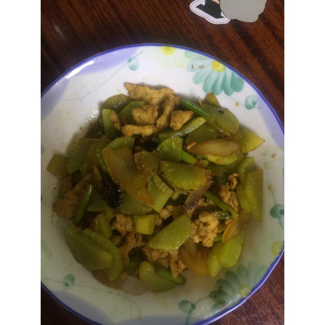 莴苣炒肉