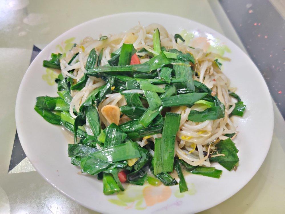 韭菜炒豆芽