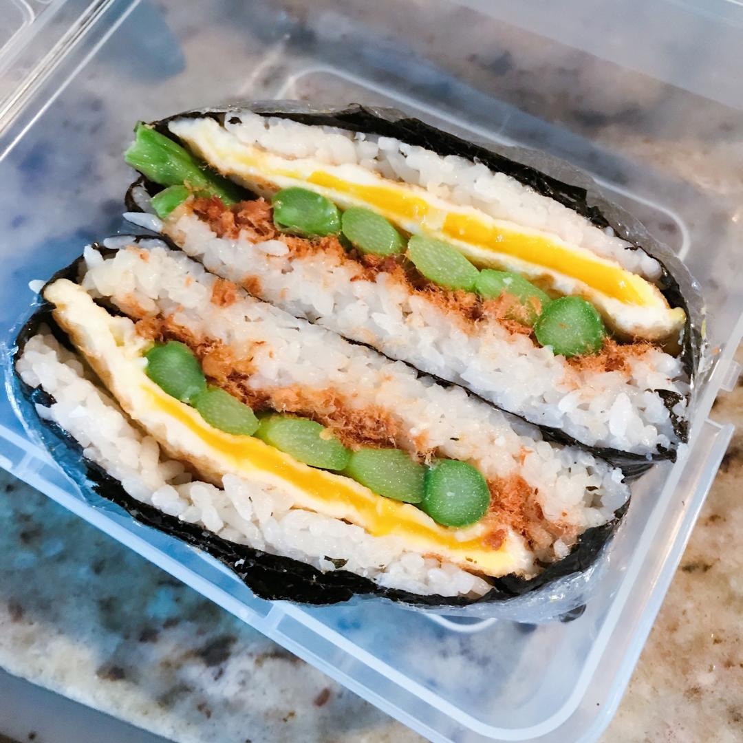 不用捏的饭团(おにぎらず)