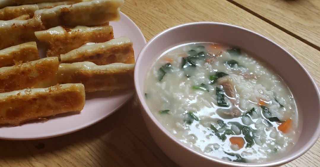 香菇菠菜牛肉粥