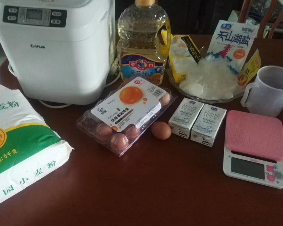 纯奶手撕吐司的做法 步骤1