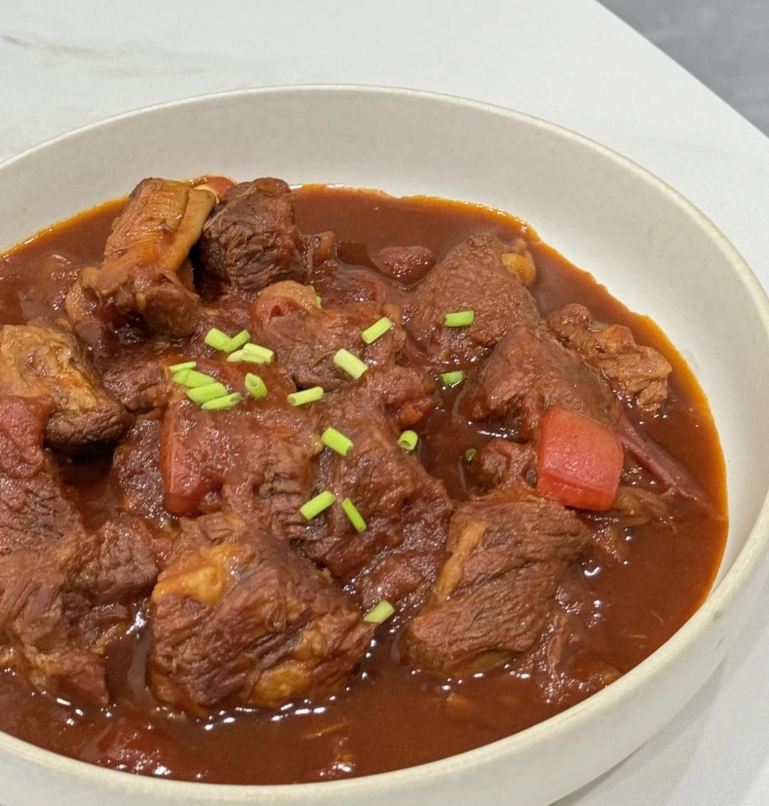 中餐厅林大厨定制番茄牛腩煲