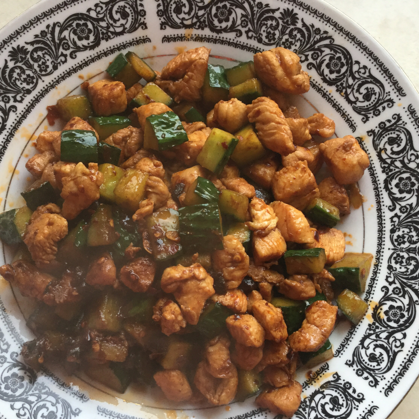 超级下饭的辣炒黄瓜鸡丁