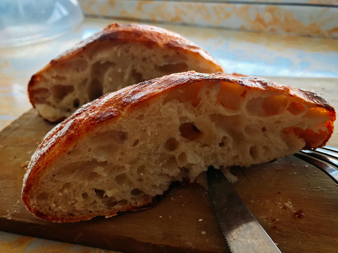 中筋面粉做波兰种欧包