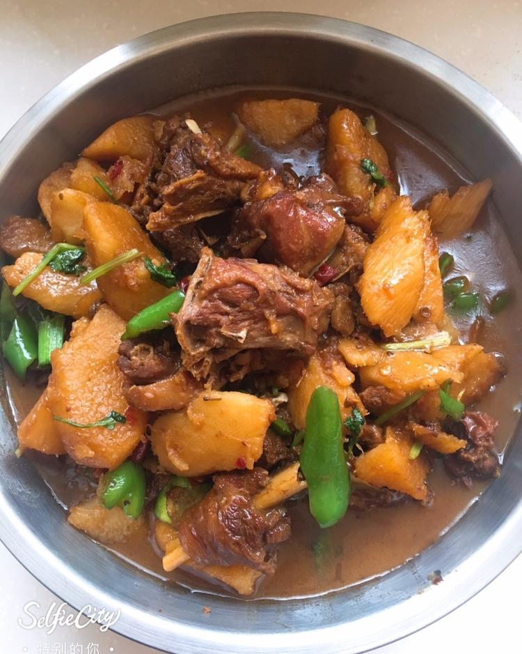 喜欢生活中的烟火气息做的山蘑菇炖土公鸡