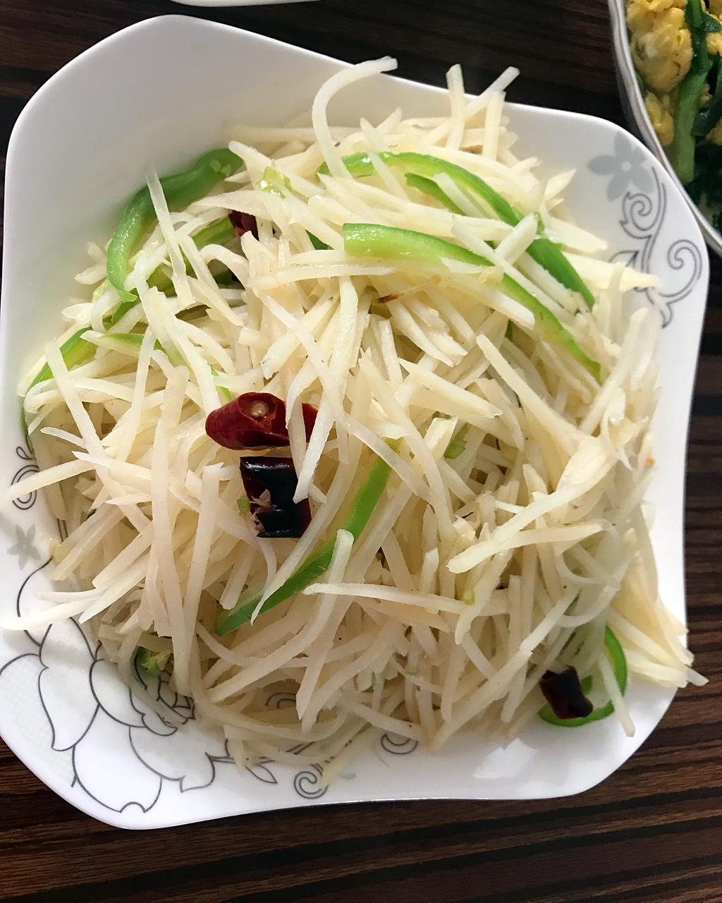 酸辣土豆丝 Shredded Potato