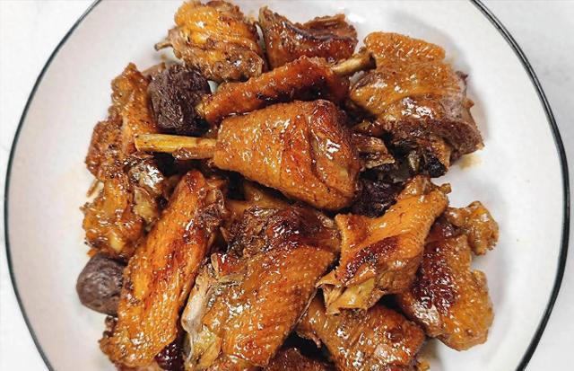 酸梅烧鸡：酸甜开胃，下饭神器