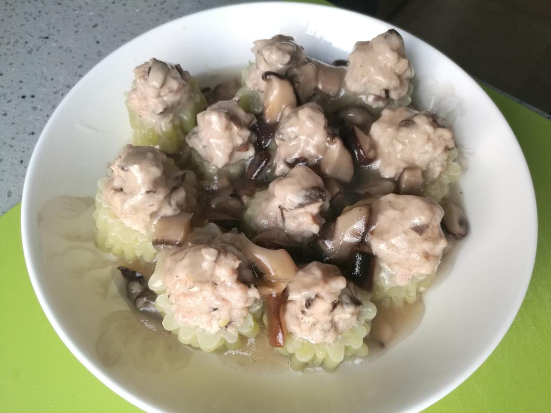 厨神范~燕麦苦瓜酿