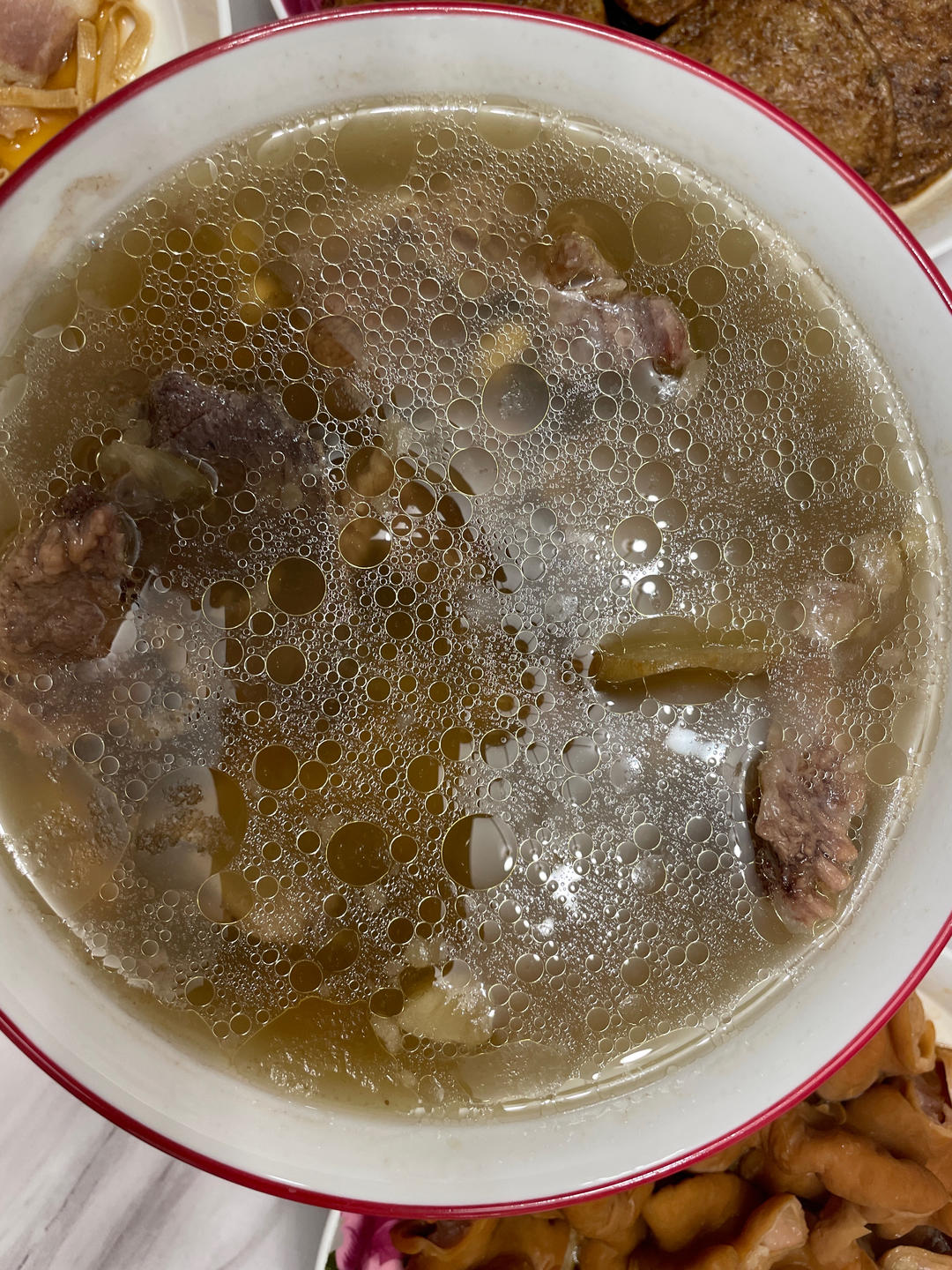没有技术含量黄豆牛骨汤