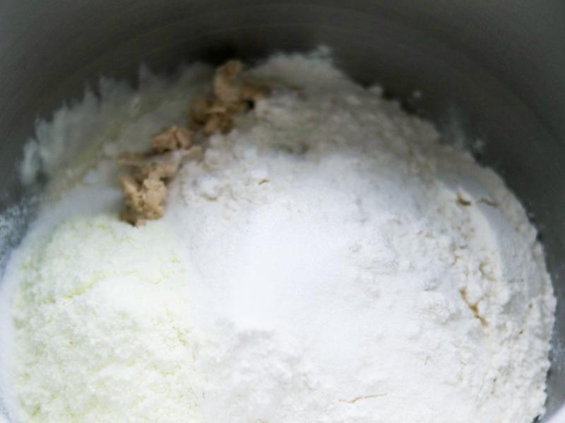 纯奶手撕吐司的做法 步骤1